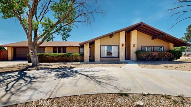 20061 Seneca Road, Apple Valley, CA 92307