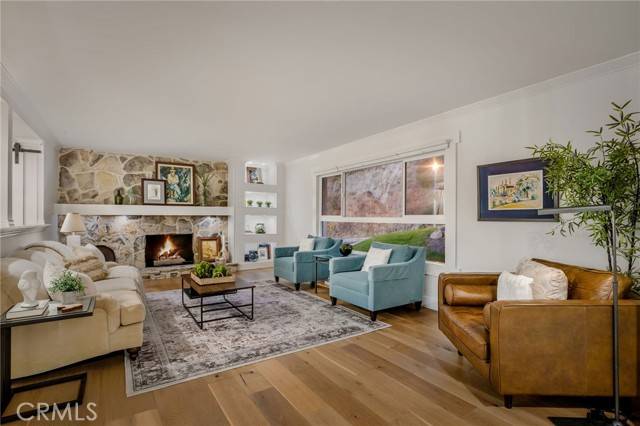San Clemente, CA 92672,604 E Avenida San Juan