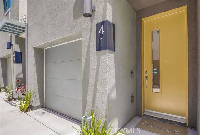 San Diego, CA 92108,10402 Harlow Circle #41
