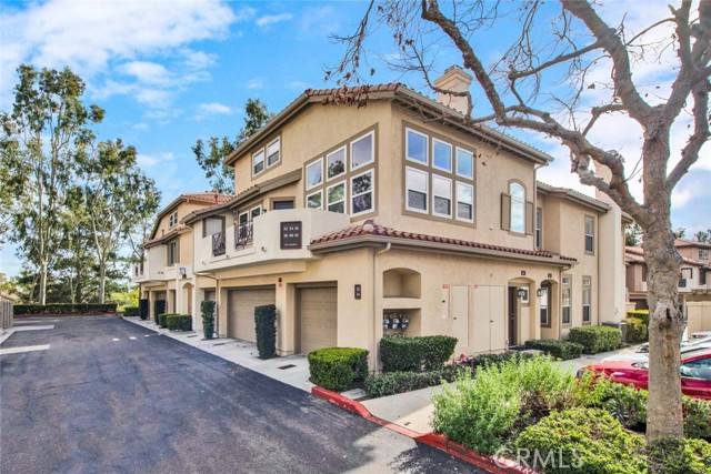 32 Via Madera, Rancho Santa Margarita, CA 92688