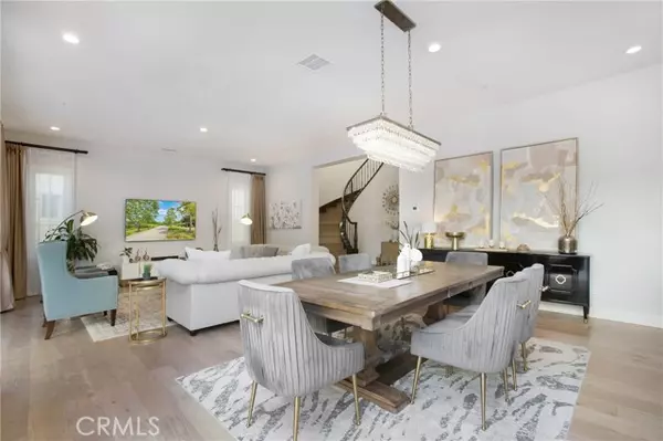Irvine, CA 92618,85 Spacial