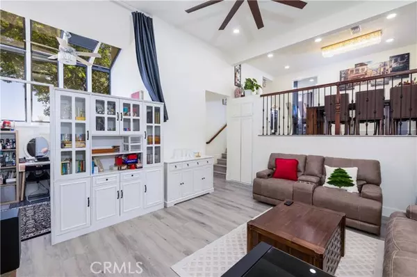 Huntington Beach, CA 92648,18706 Racquet Lane