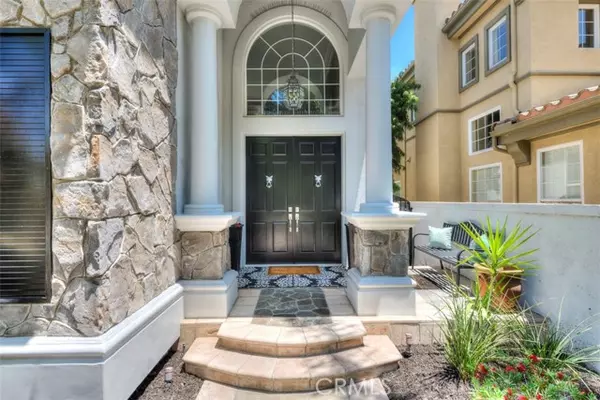 Rancho Santa Margarita, CA 92679,12 Thorn Oak