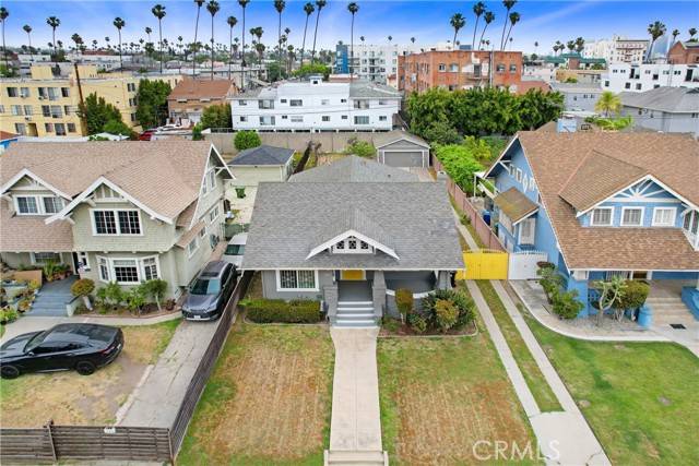 Los Angeles, CA 90004,142 S Ardmore Avenue