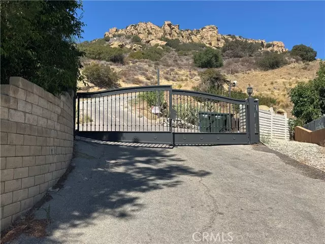 Chatsworth (los Angeles), CA 91311,8 Thompson Avenue