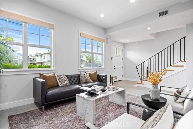 Costa Mesa, CA 92627,145 23rd Street