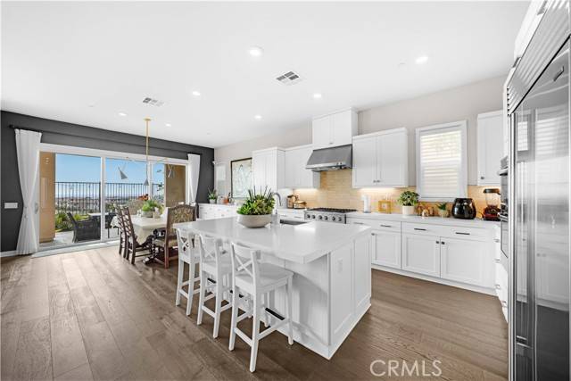 Lake Forest (el Toro), CA 92630,545 Serrano Summit Drive