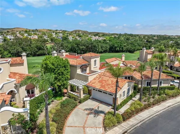 64 Via Barcaza, Laguna Hills, CA 92679