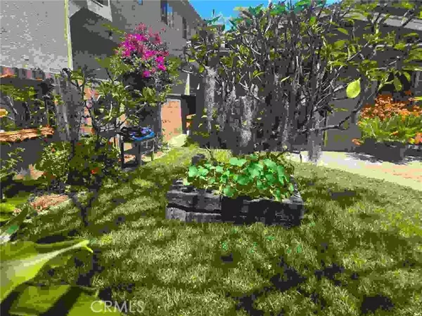 Long Beach, CA 90804,1121 Gladys Avenue
