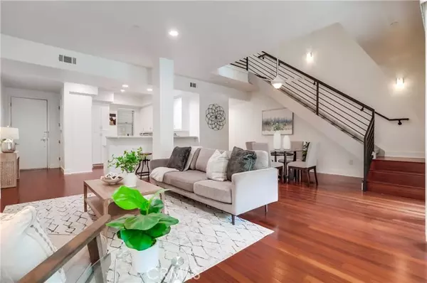 395 East 4th Street #13, Long Beach, CA 90802