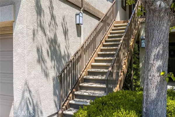 Lake Forest (el Toro), CA 92610,335 Chaumont Circle