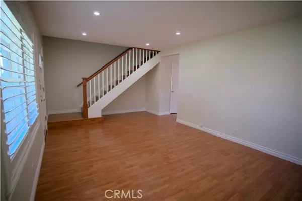 Irvine, CA 92604,10 Raleigh