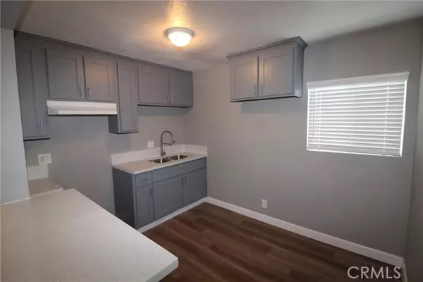 Compton, CA 90221,1911 N Santa Fe Avenue #1