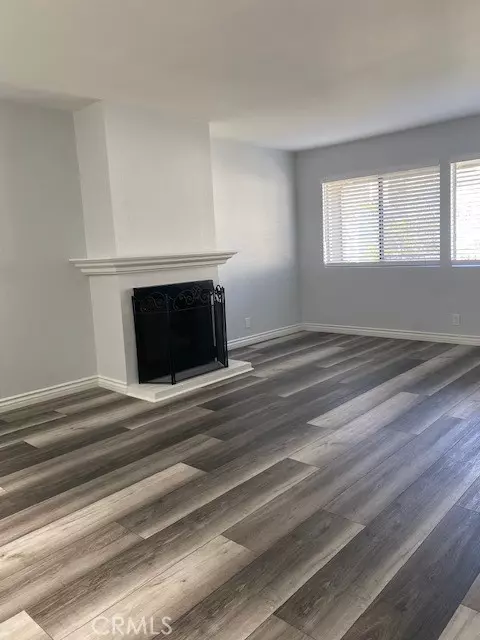 Newport Beach, CA 92663,10 Latitude Court #22