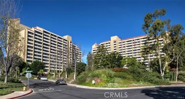 Laguna Woods, CA 92637,24055 Paseo Del Lago #812