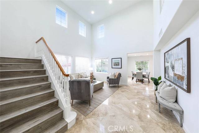 San Clemente, CA 92673,22 Via Paquete