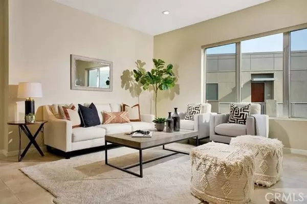 Irvine, CA 92612,21 Gramercy #421