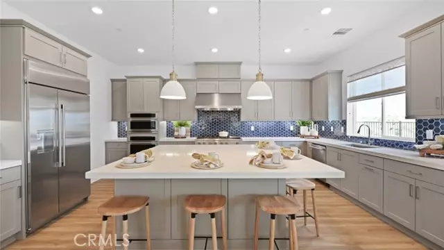 Valencia (santa Clarita), CA 91354,29626 Corte Ballenas