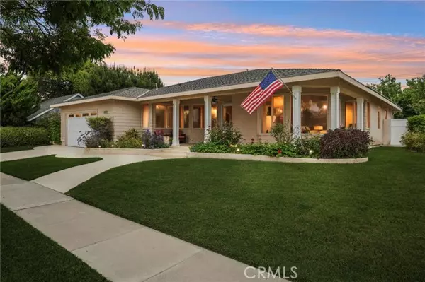 11272 Weatherby Road, Los Alamitos, CA 90720