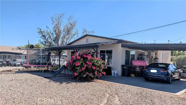 Blythe, CA 92225,633 Williams Road