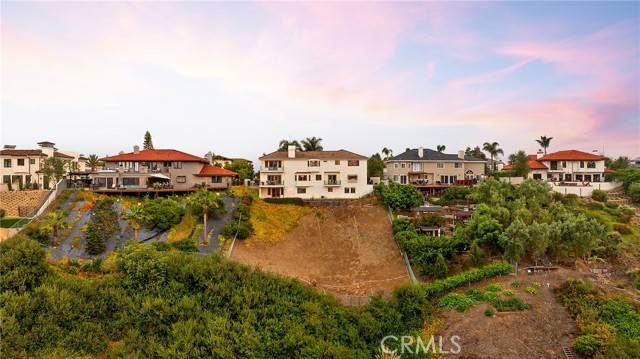 San Clemente, CA 92672,870 Avenida Acapulco