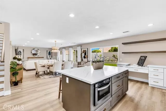 22461 Silver Spur, Lake Forest (el Toro), CA 92630