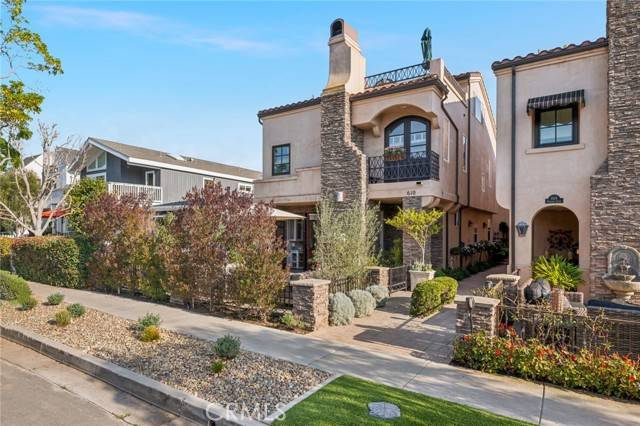 Corona Del Mar (newport Beach), CA 92625,610 Marigold Avenue