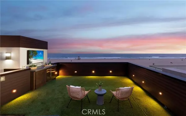 Newport Beach, CA 92663,7104 W Oceanfront