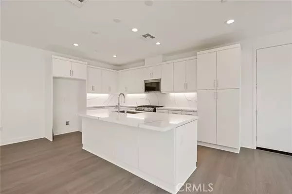 Palm Desert, CA 92211,75306 Buckley Drive