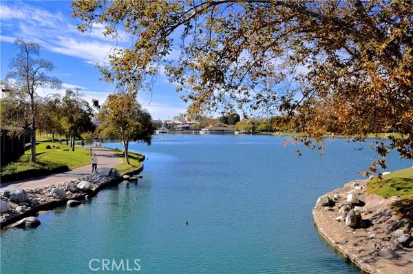 645 Springbrook #21, Irvine, CA 92614