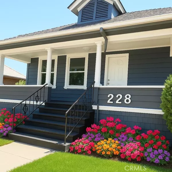 228 W Willow Street, Stockton, CA 95203