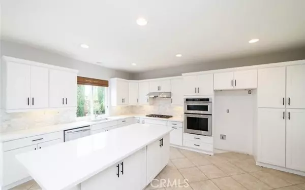 Ladera Ranch, CA 92694,17 Plum Street
