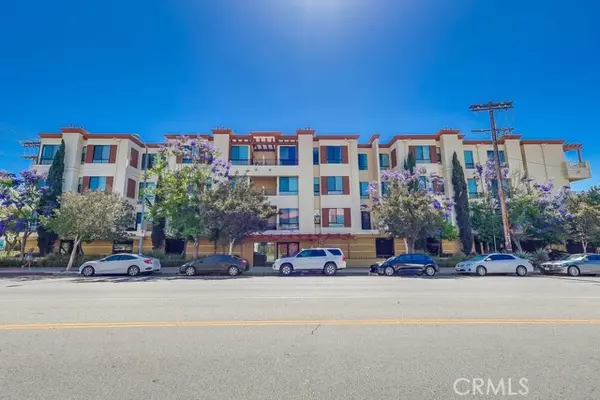 North Hollywood (los Angeles), CA 91605,6938 Laurel Canyon Boulevard #101