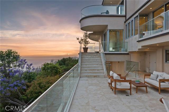 Laguna Beach, CA 92651,900 Gainsborough Drive