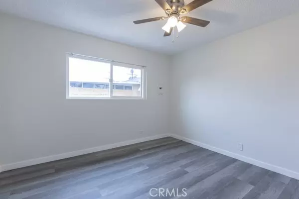 Long Beach, CA 90805,5476 Linden Avenue #6