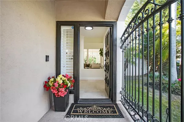 Lake Forest (el Toro), CA 92610,25 Santa Maria