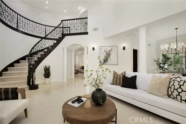 Lake Forest (el Toro), CA 92610,25 Santa Maria