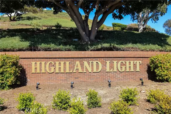 San Clemente, CA 92673,2245 Avenida Oliva