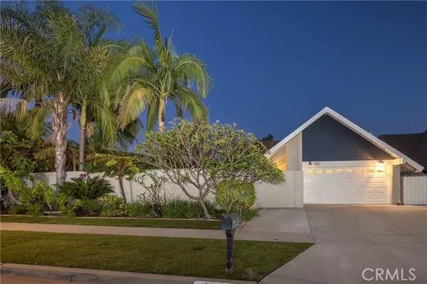 7772 E Northfield Avenue, Anaheim, CA 92807