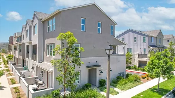 10 Wisteria Street, Rancho Mission Viejo, CA 92694