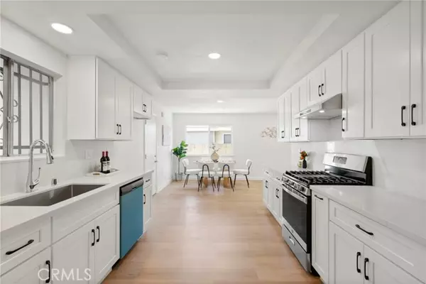 Santa Ana, CA 92704,928 S Laurel St.