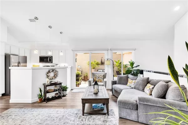 Laguna Niguel, CA 92677,2 Daytona #129