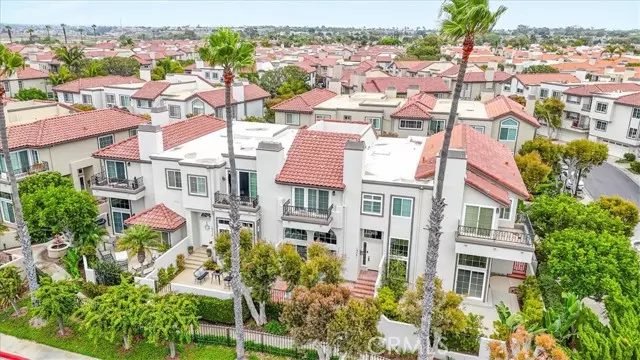 Huntington Beach, CA 92648,19381 Maidstone Lane