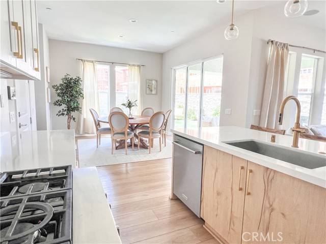Lake Forest (el Toro), CA 92630,331 Newton