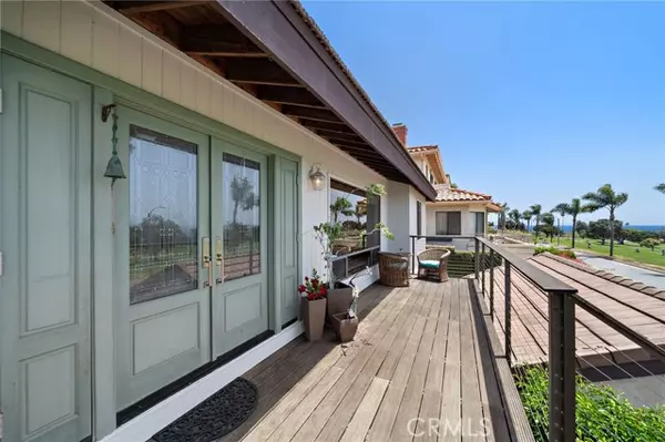 San Clemente, CA 92672,318 Avenida Santa Margarita