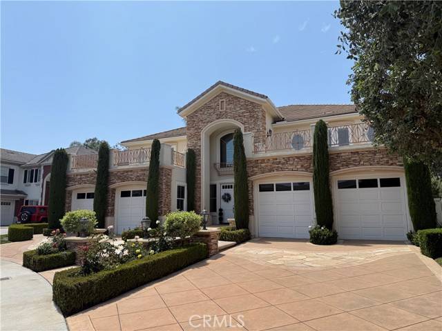 3 De Soto Way, Laguna Hills, CA 92679
