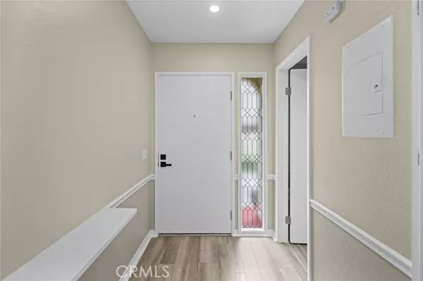 Mission Viejo, CA 92691,26152 La Real #C400