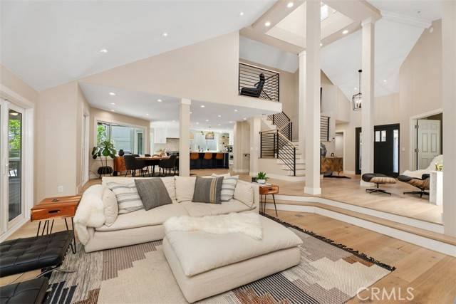 Laguna Hills, CA 92679,31852 Via Faisan