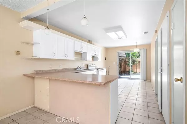 Santa Ana, CA 92704,2500 S Salta Street #18