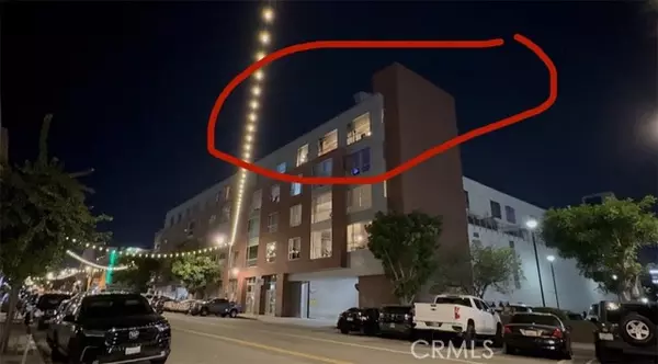 San Pedro (los Angeles), CA 90731,285 W 6th Street #527